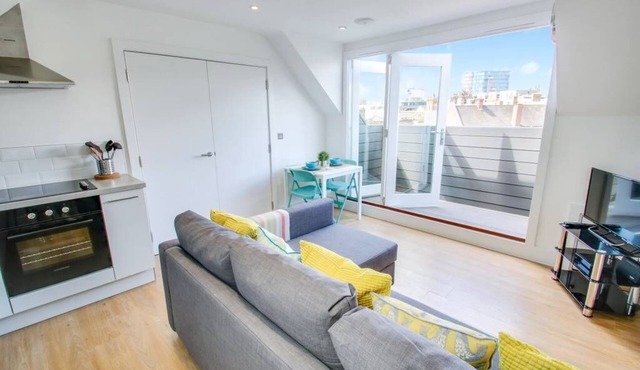 City Centre Penthouse Apartment, near Cathedral