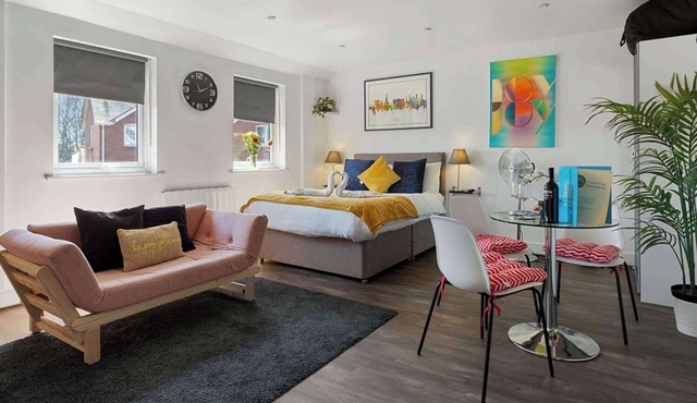 City Centre Studio Apartments (Baxter)-Short Stays UK Ltd