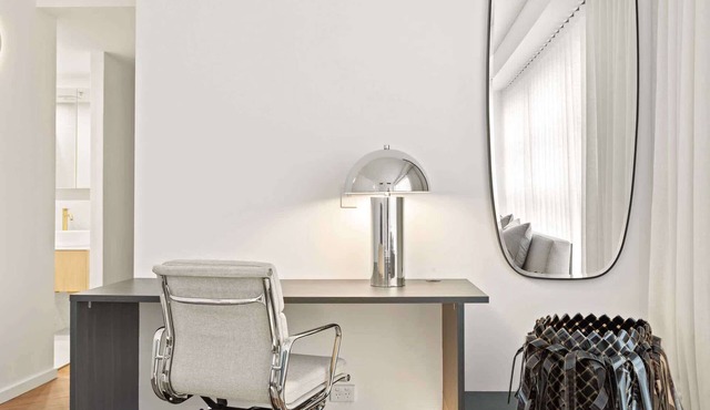 City Centre Studio by Hyde Park