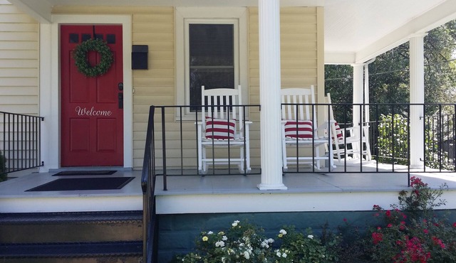 City Charmer near Historic OldTown Winchester.