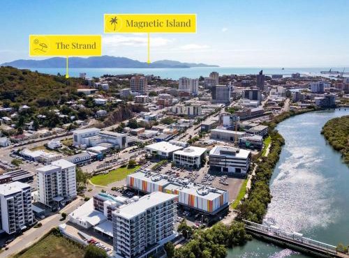 City convenience in Modern Townsville Apartment
