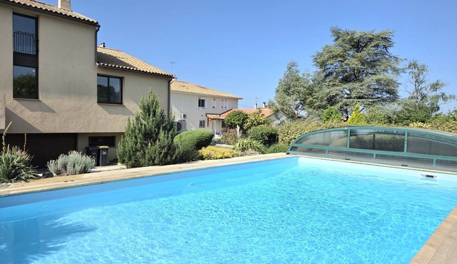 City Escape: House with Private Pool