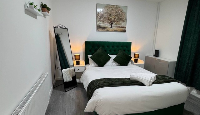 City Escape: Stylish 4-bedroom house in Nottingham