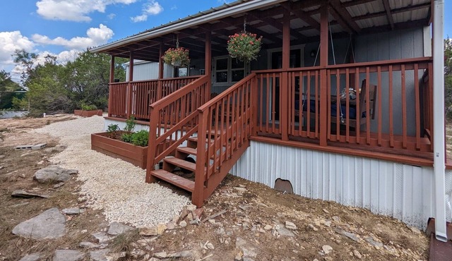 City Escapes Cabins, Daisy Cabin