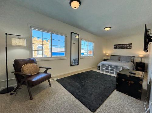 City Experience in the Heart of Downtown Berkley