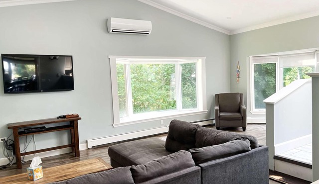 City Family Escape - Spacious 4-Bedroom within walking distance of Victoria Park