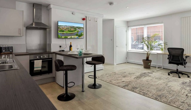 City Heights Studio - Short Stays UK