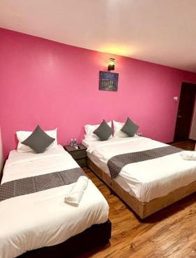 City Hub Hotel Sitiawan