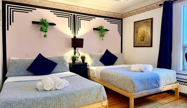 City Lights Loft - Free Parkings - Sleep 18