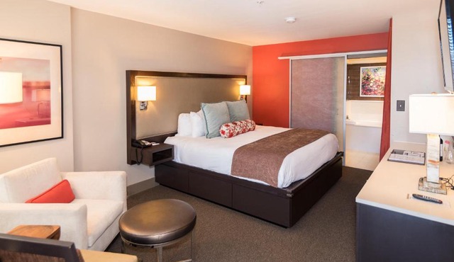City Loft Hotel