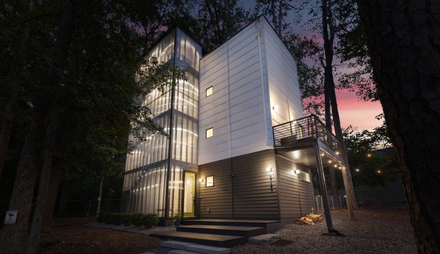 City luxury, solitude and amazing outdoor space