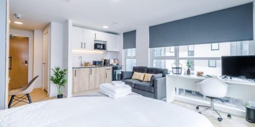 City Studios, Preston