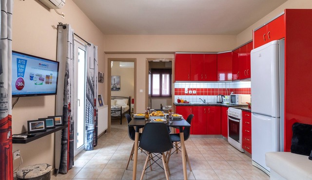 City Suite - The Deluxe Apartment in Kefalonia