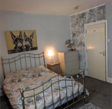 City Vacations Kettering town Double Room available for short & longer stays