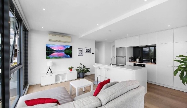 City Views, Melbourne Cup WinnernEntire rental unit in Kensington, Australia