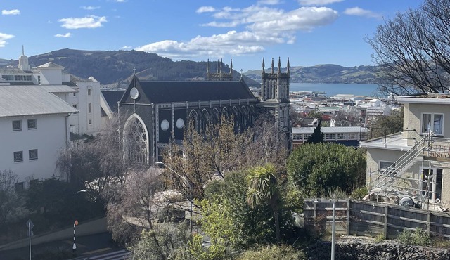 City Views on Rattray, Large and luxurious close to town