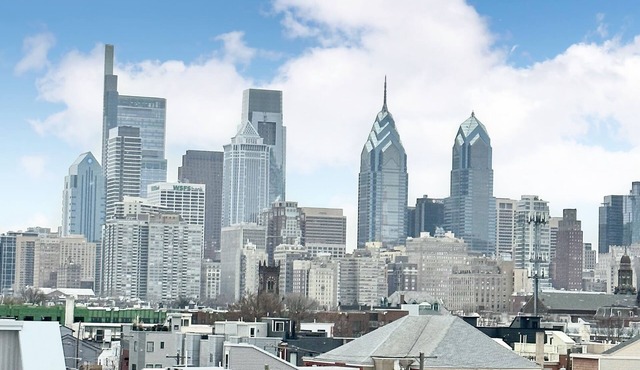 City views roof deck 4B/4B -10 mins to city centrenn