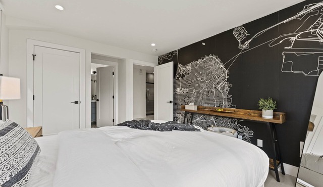 City Views | Top Floor | 700+Mbps Wifi