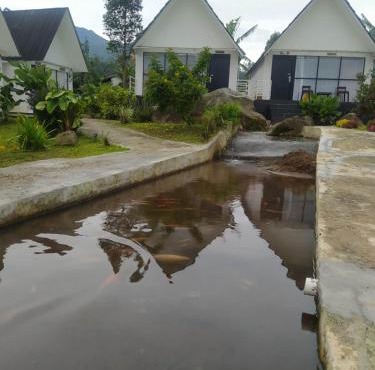 Ciwidey Hills & Wetland Family 2