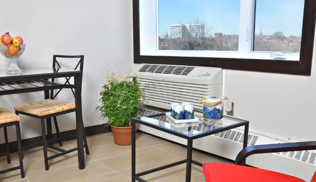 Cjour Apartments