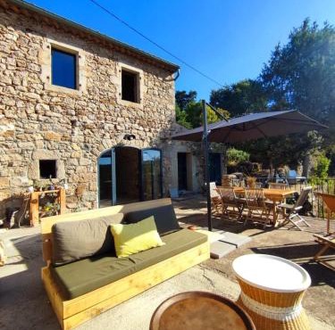 Clède lovée dans la forêt, sauna & bain nordique