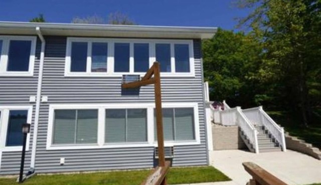 Clam Lake Condo