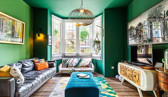 Clapton Home with Stunning Garden