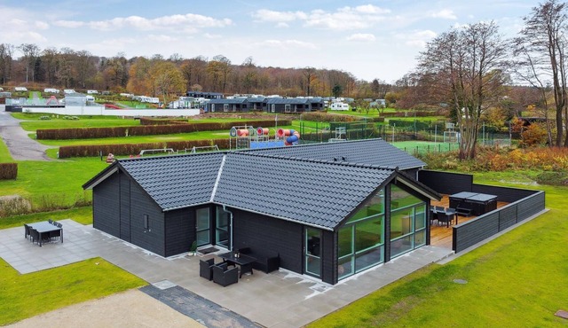 "Clare" - 100m from the sea by Interhome