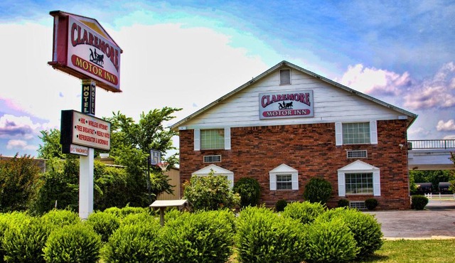 Claremore Motor Inn