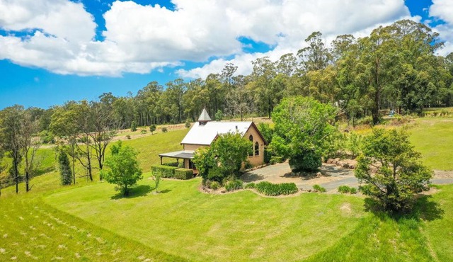 Clarendon Forest Retreat
