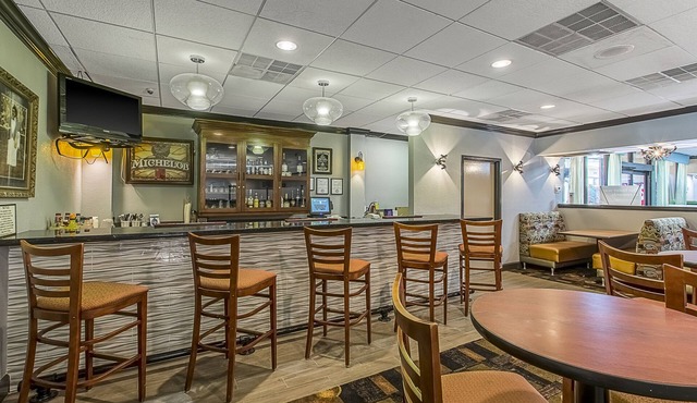 Clarion Inn Columbia Airport