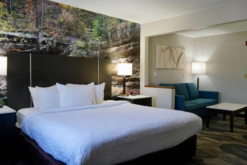 Clarion Inn Fairborn - Dayton near Wright Patterson