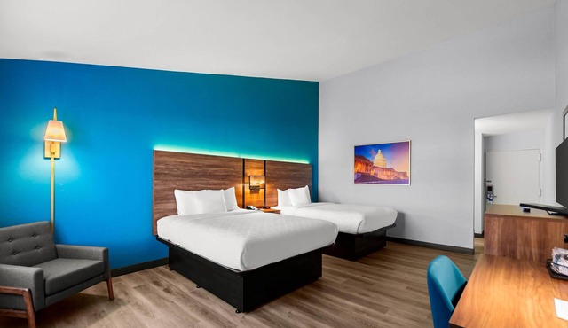 Clarion Inn Falls Church - Arlington