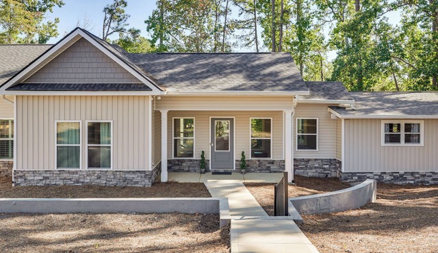Clark's Hill Lake Retreat! Waterfront Home w/Dock