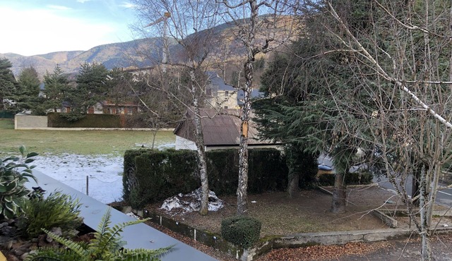 CLASS * APARTMENT NEAR SAINT-LARY SOULAN CENTER