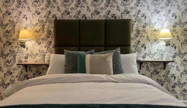 Class Stays - Room 2