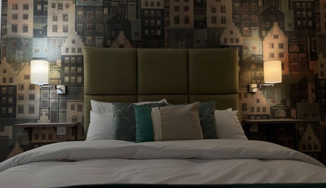 Class Stays - Room 7