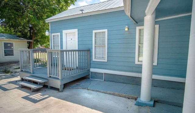 Classic 1BR/1BA Charming Apt w/Modern Upgrades