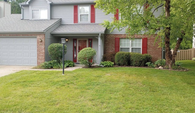 Classic 4-bedroom house exclusively with all necessary amenities in Fishers, IN