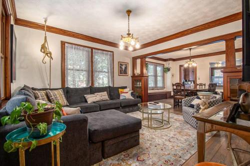 Classic 4BR Bowery Hill Gem Near Top Spots