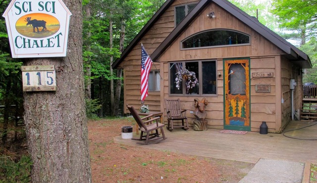 Classic Adirondack Chalet on Moose River -Summer weekly rentals only Sat. to Sat