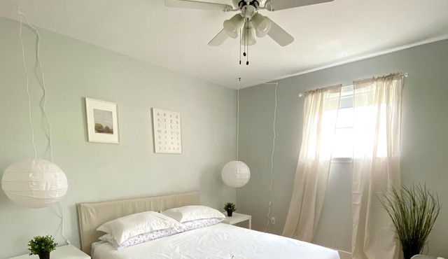 Classic & Bright Home Away From Home