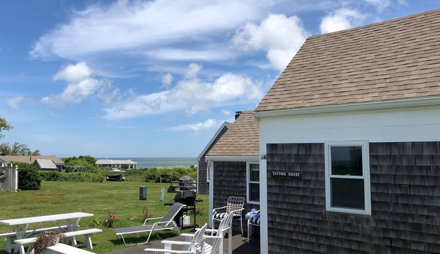 Classic Cape Cod Cottage with ocean views & beach!