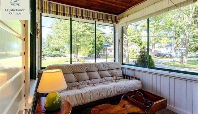 Classic Cottage by the Beach!