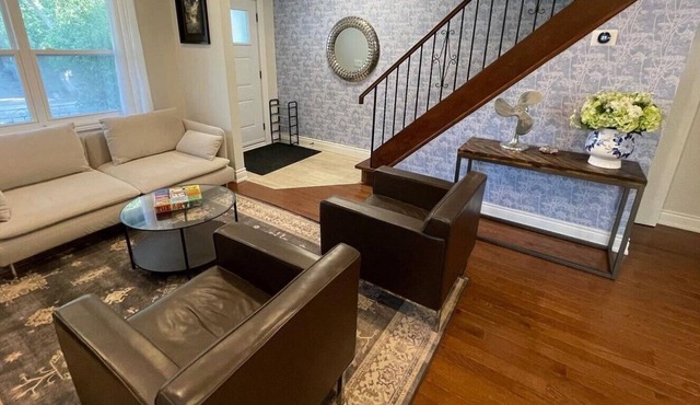 Classic, Cozy East End Home Steps to Subway