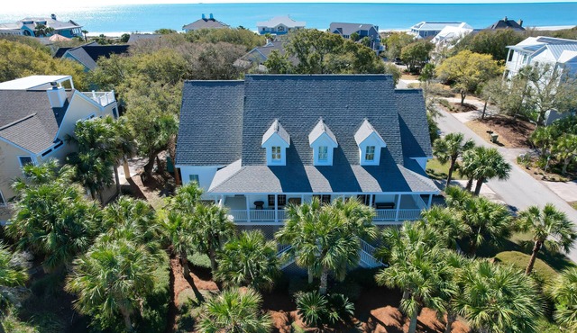 Classic Family Beach House, short walk to beach, Pet friendly w/fee - 17 56th Ave