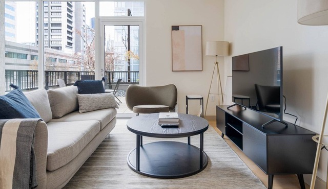 Classic First Hill 2BR w/ Gym, W/D & BBQ, near Seattle U, by Blueground