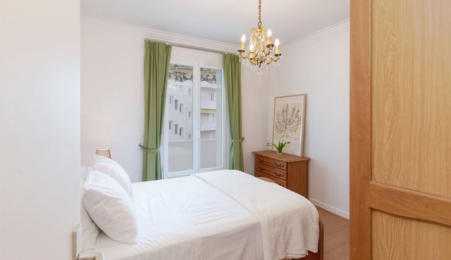 Classic French & Modern Comfort in Cannes