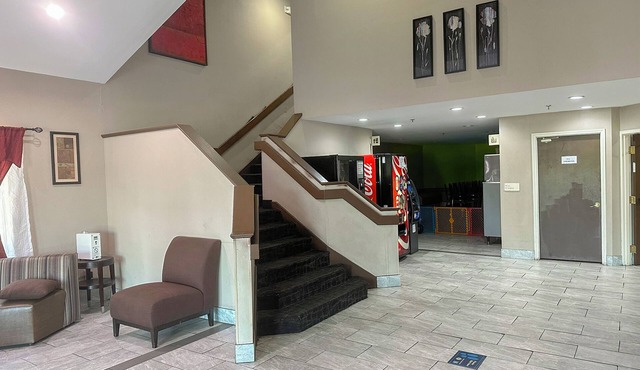 Classic Inn By Townhouse American Way Memphis I 240