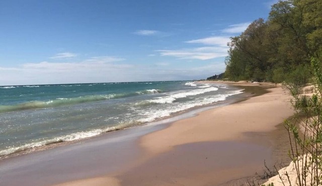 Classic Lake Michigan Harbor Springs Cottage